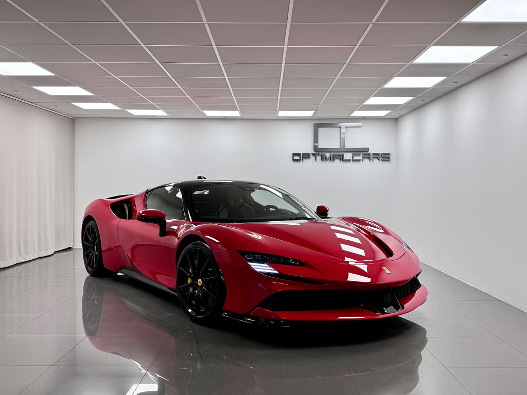 Ferrari SF90 i vårt showroom